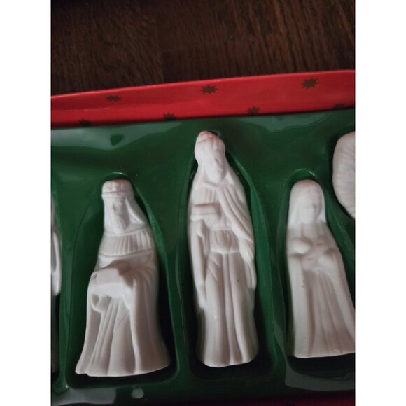 VTG Christmas Nativity 6-pc Set Fine Porcelain Bisque Artmark 1988 TAIWAN in Box - Picture 5 of 7